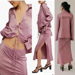 Free People Mauve Lace-Trimmed Set